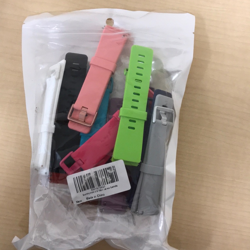 Fitbit Versa wristbands